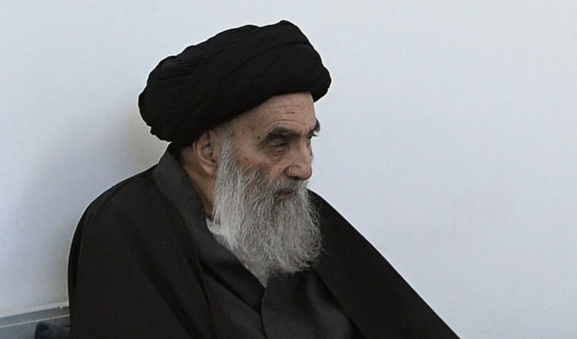 سالة من مكتب السيستاني إلى حزب الله حذّرت من حرب بلا قواعد