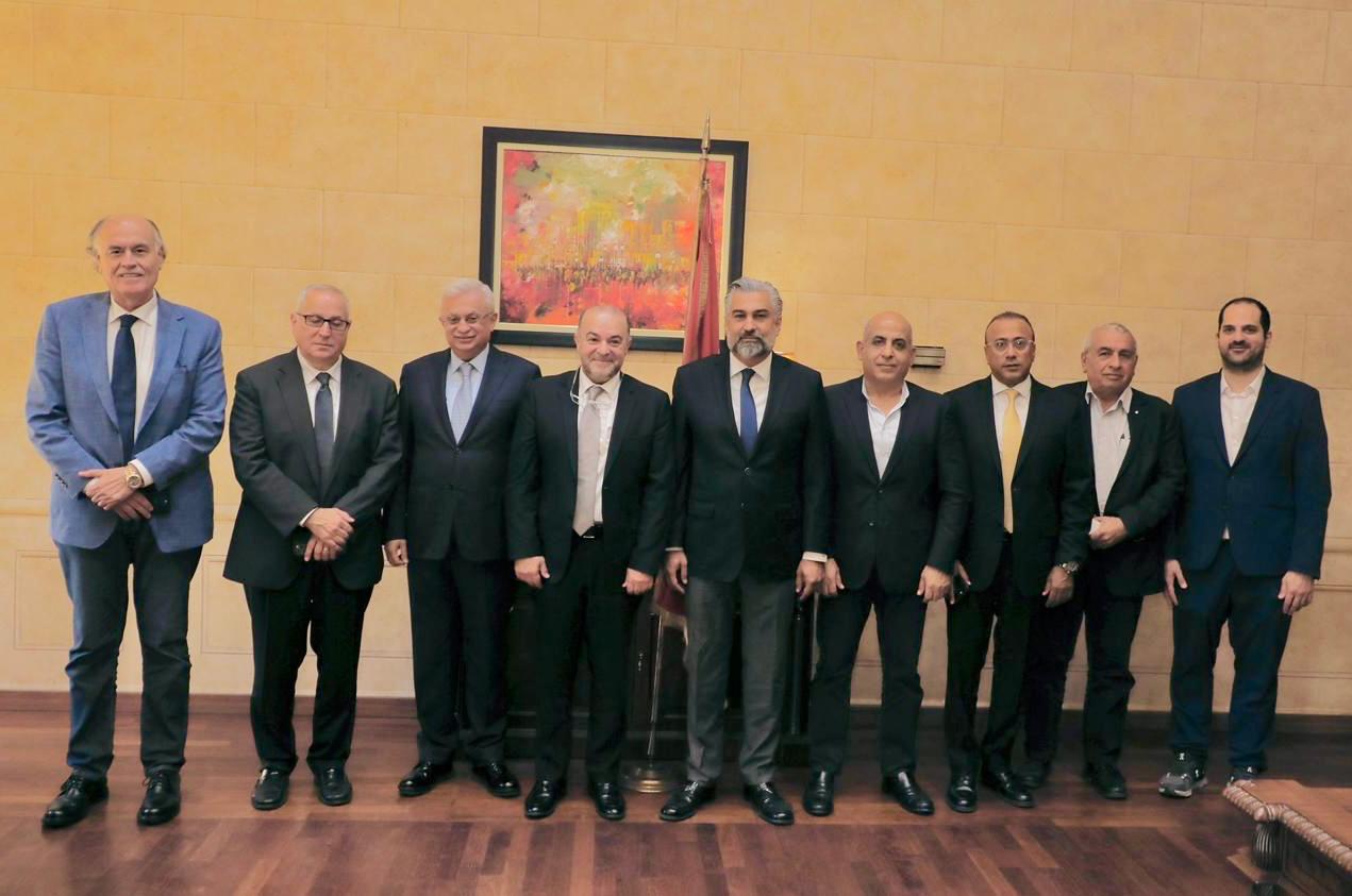 مجلس رجال الأعمال اللبناني الكويتي يزور قباني
 ويطلع منه على مشاريع مجلس الإنماء والإعمار