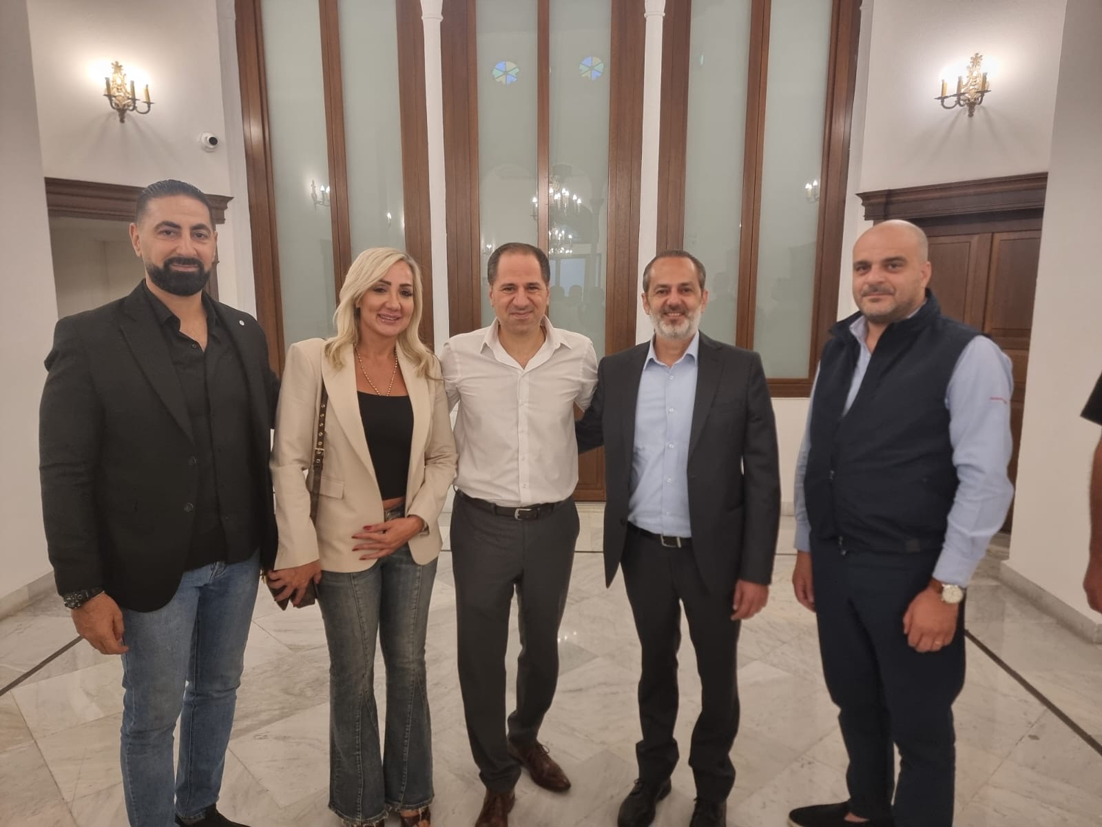 سامي الجميّل يستقبل الهيئة الإدارية الجديدة لنادي الشبيبة البوشرية
