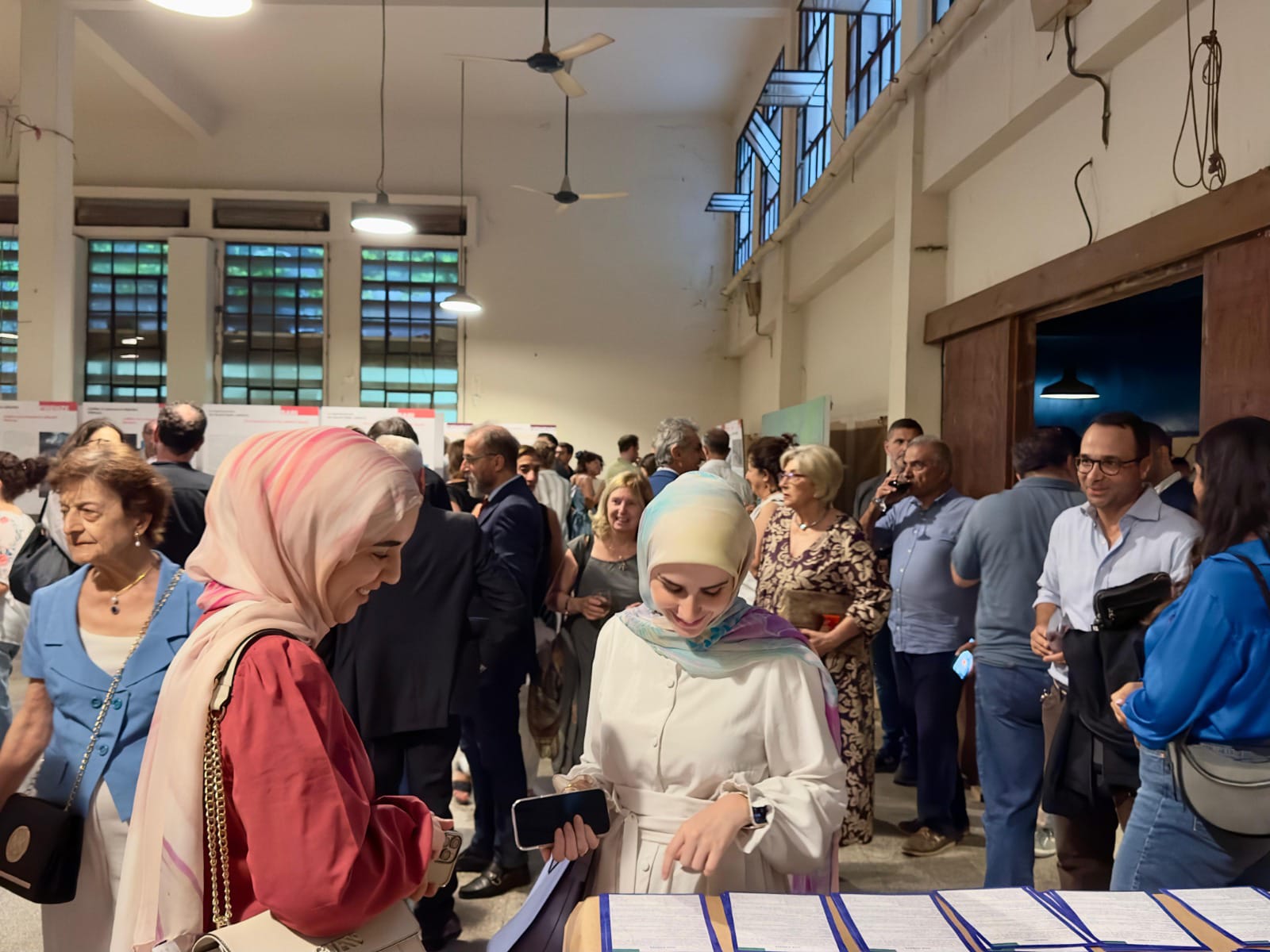 إيطاليا تختتم في بيروت معرض “المدن على خشبة المسرح”: مختبر للتجدد الحضري وإعادة الإعمار المستدام