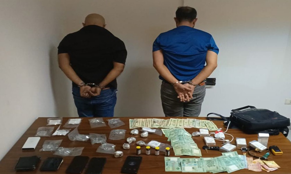 بالجرم المشهود… توقيف مروّجَي مخدّرات في الزلقا