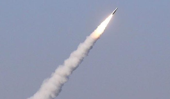 صواريخ من لبنان باتجاه اسرائيل