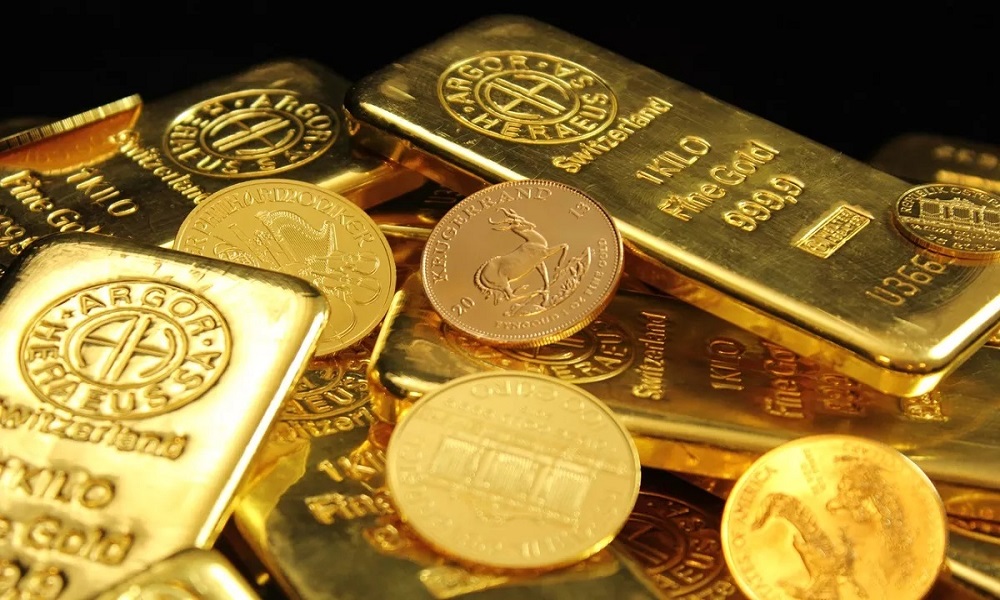 الذهب يهبط 4% في أكبر تراجع يومي منذ 2020
