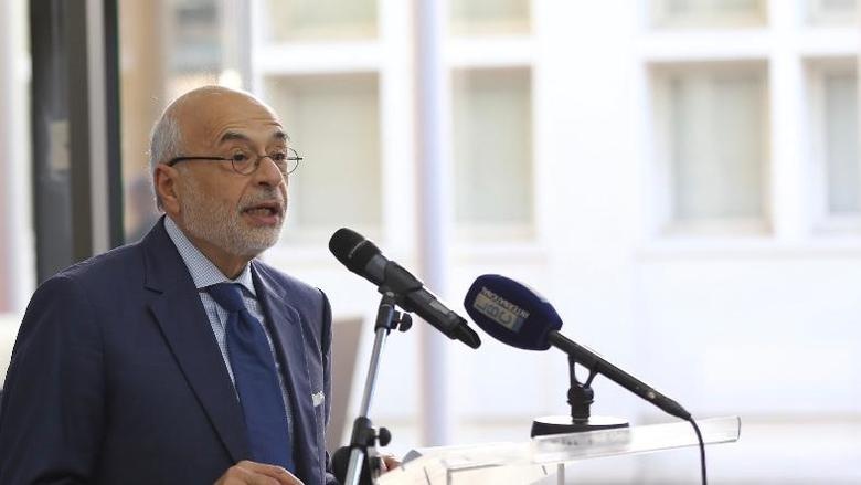 شهيب: لا تمييز طائفي في تعليم الطلاب النازحين السوريين