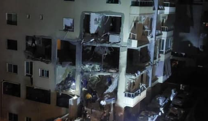 6 شهداء وأشلاء و15 جريحًا في الغارة على عرمون