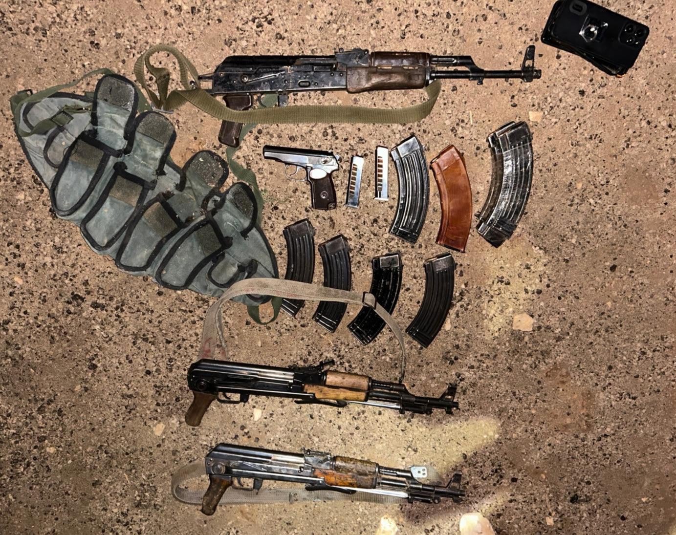 إحباط عملية تهريب أسلحة من سوريا إلى لبنان