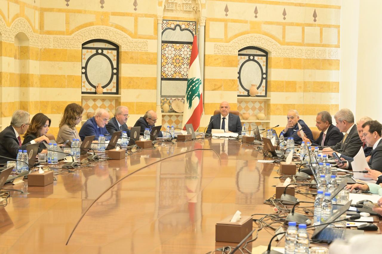 جلسة لمجلس الوزراء في قصر بعبدا سبقها لقاء بين عون وسلام