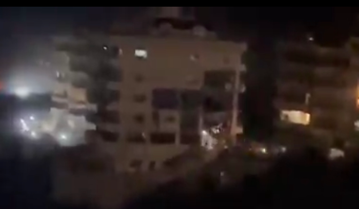 ضحايا في غارة اسرائيلية على  محلة البيادر في عرمون
