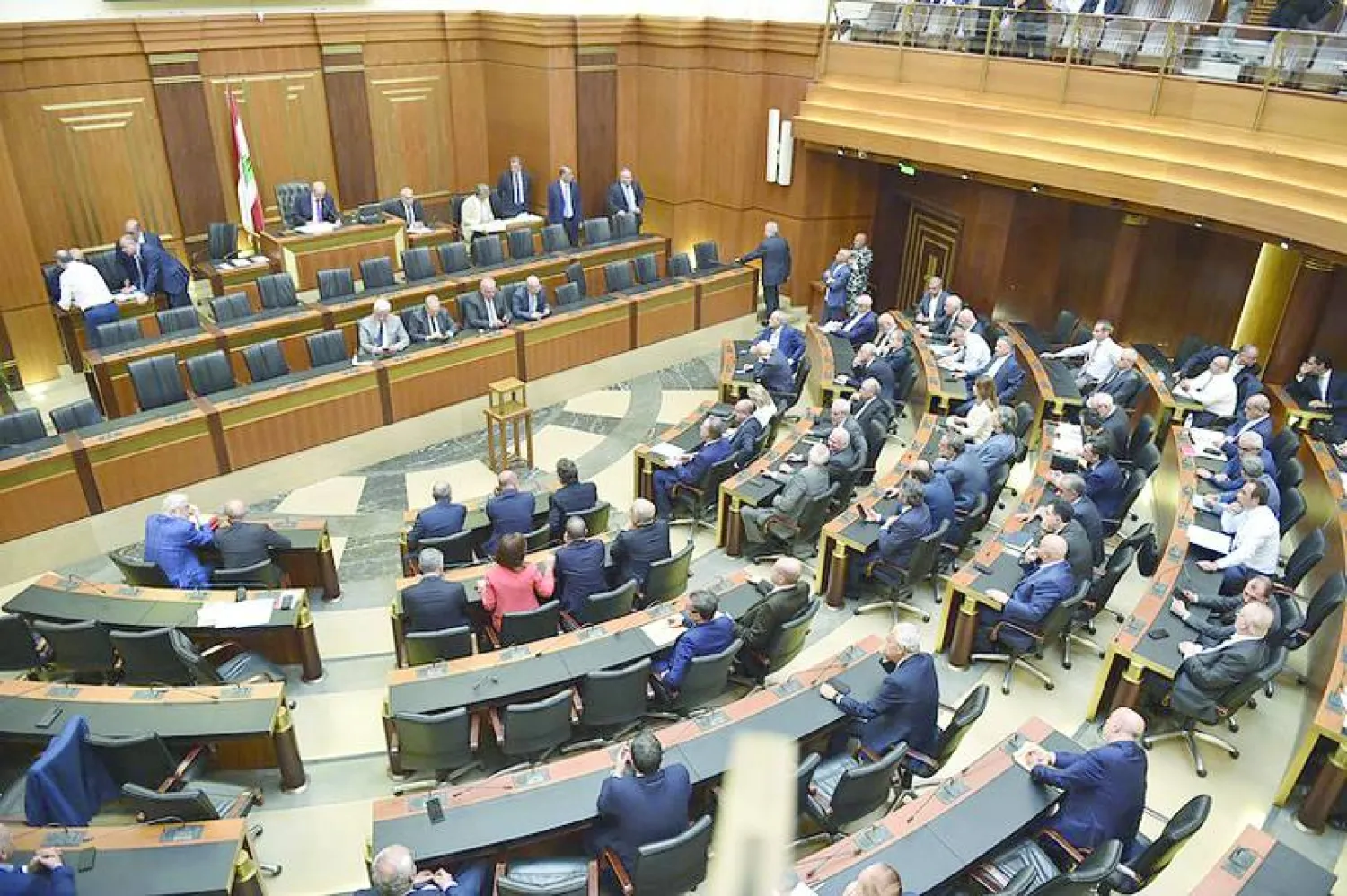 انطلاق المحركات الانتخابية والعين على التحالفات بعد خلط الأوراق السياسية
تحالف «القوات والتيار» «محرم»... و«حزب الله» يبحث عن حلفاء