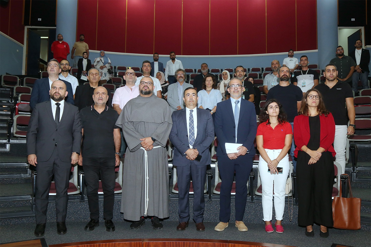 جمعية Neopreneur تطلق سوق 10452 لدعم الإنتاج المحلي في لبنان