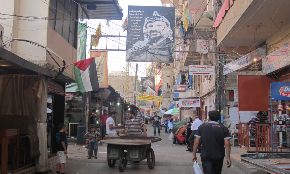 بالفيديو: تحركات في مخيم شاتيلا لإقفال غرف المخدرات