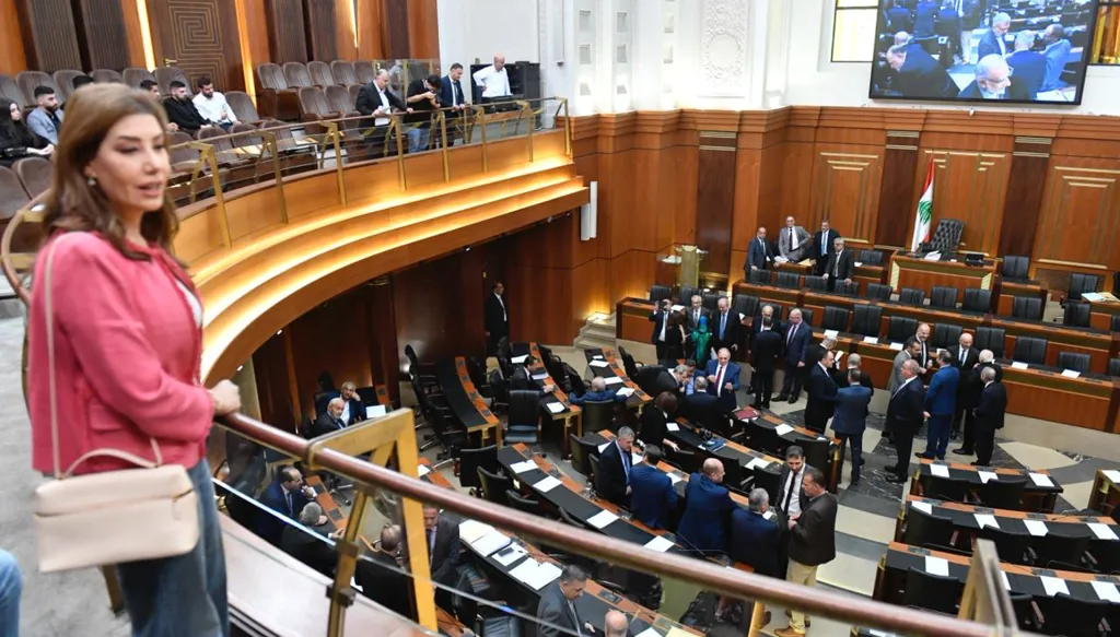 جلسة بلا نصاب... وانتصار معنوي لمؤيدي اقتراع المغتربين