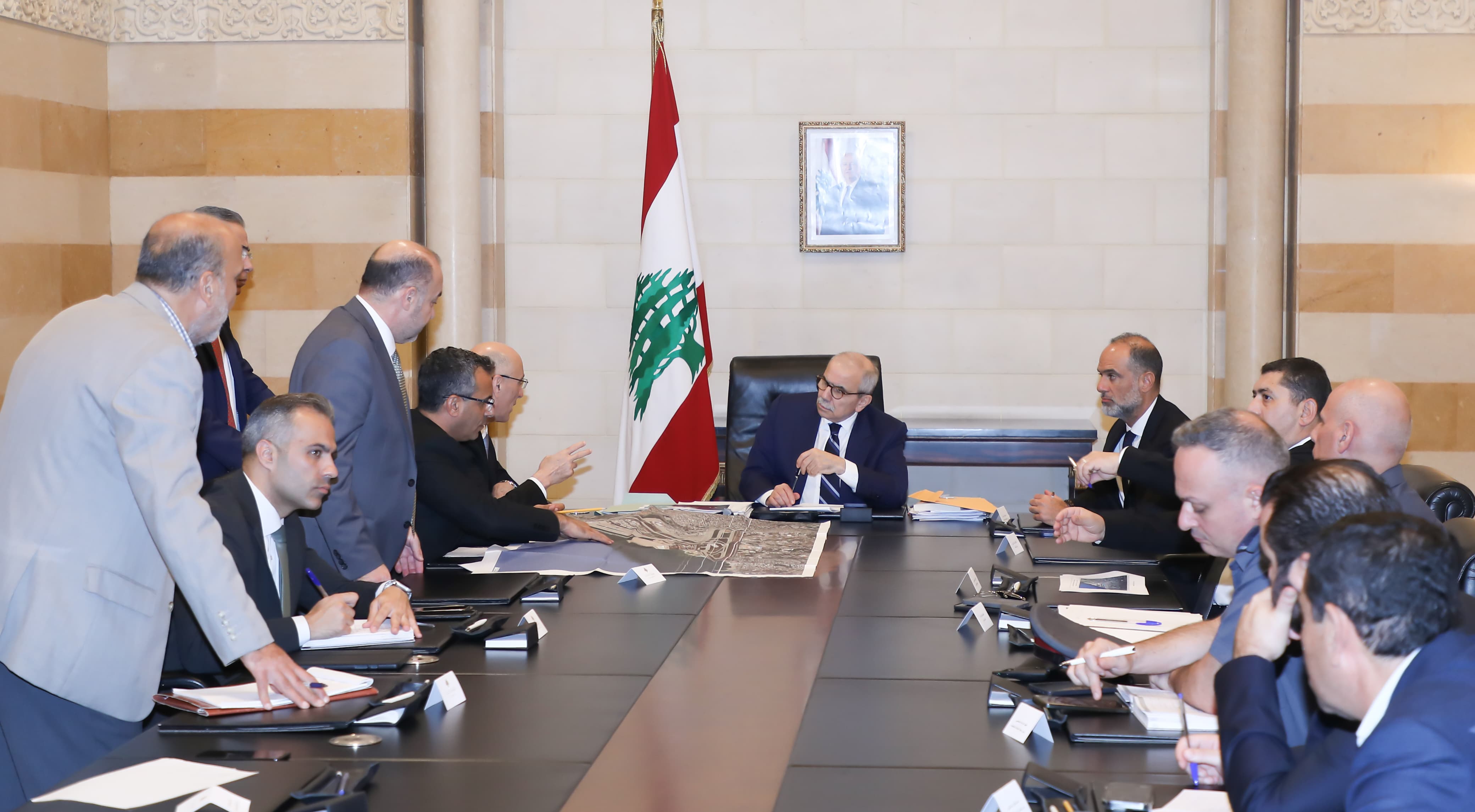 سلام يترأس اجتماعاً لمعالجة أزمة الروائح قرب مطار بيروت ويشدد على تطبيق القوانين بحزم