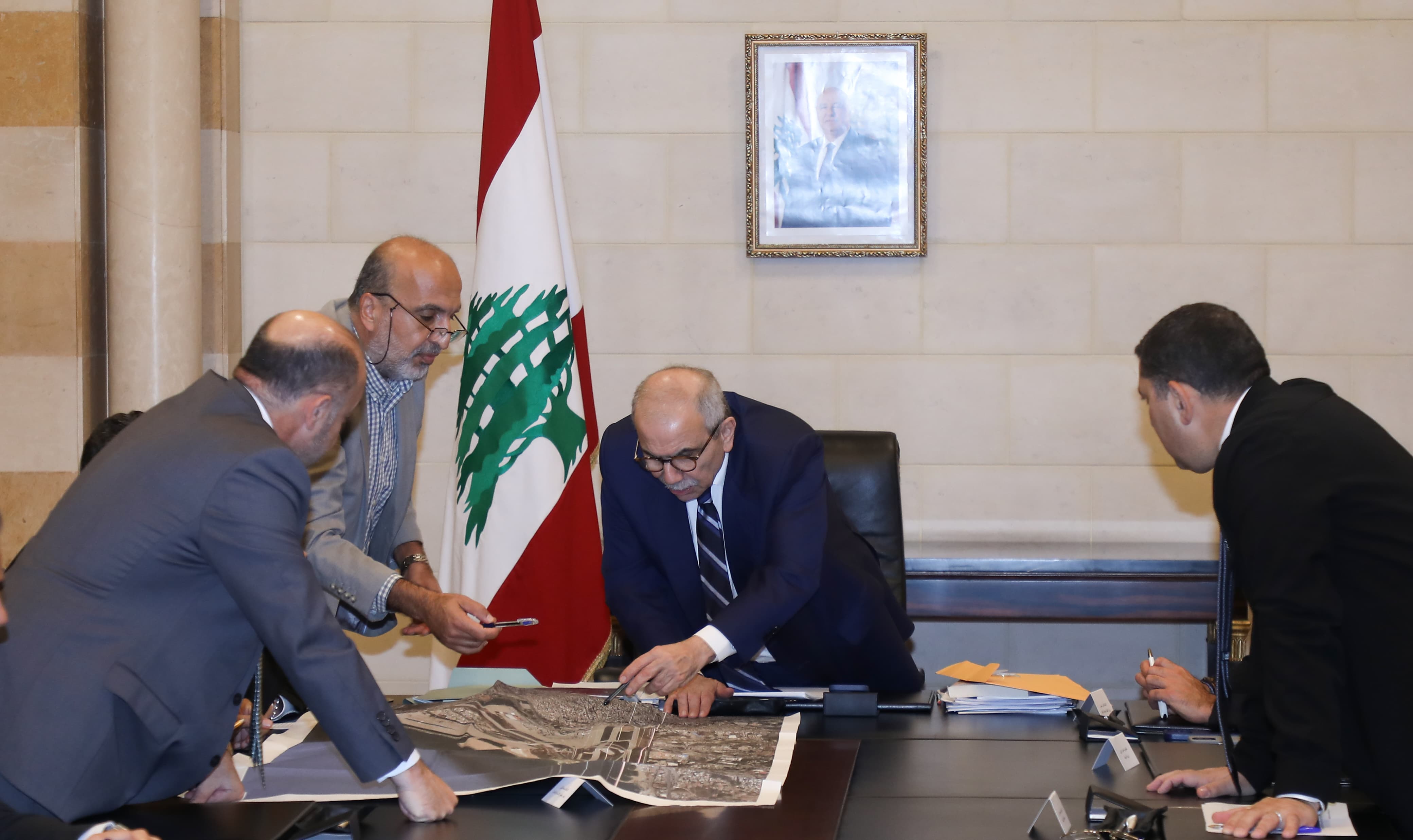 سلام يترأس اجتماعاً لمعالجة أزمة الروائح قرب مطار بيروت ويشدد على تطبيق القوانين بحزم