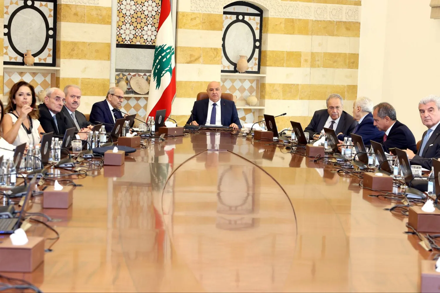 الحكومة اللبنانية ترجئ الحسم في قانون الانتخابات للأسبوع المقبل<br />
أحالته إلى اللجنة الوزارية لإعداد تقرير بشأنه