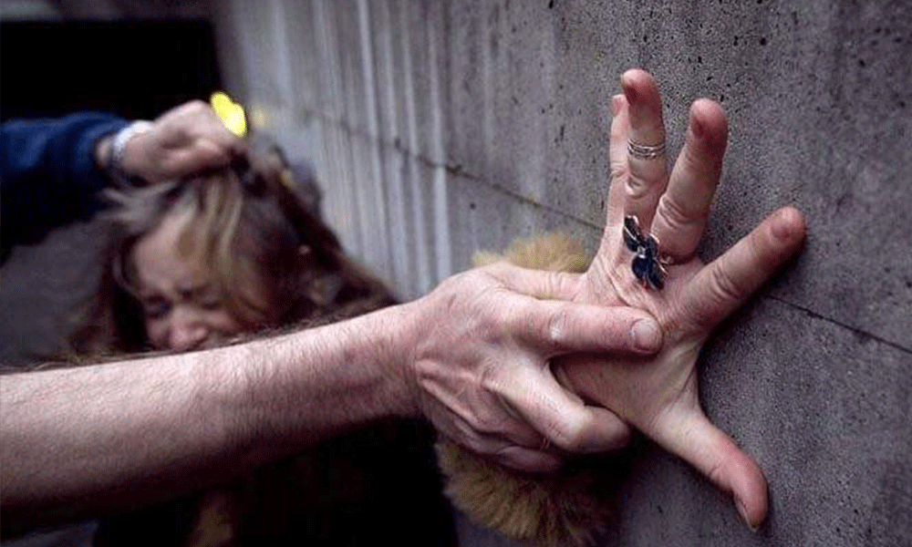 اغتصب ابنة الـ10 سنوات ورمى شقيقها في البحر