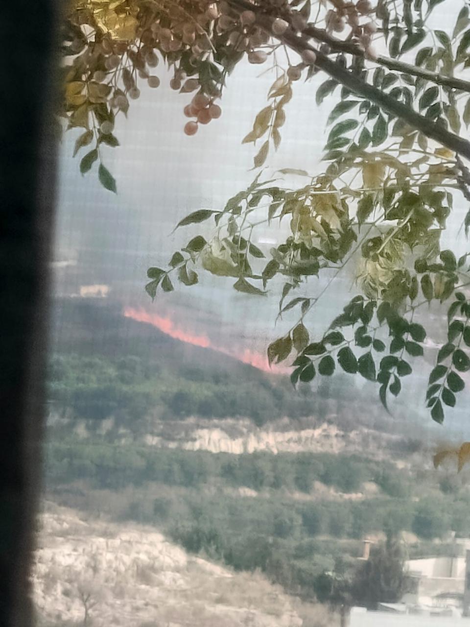 حريق كبير يهدد المنازل بين الكوثرية وخرطوم