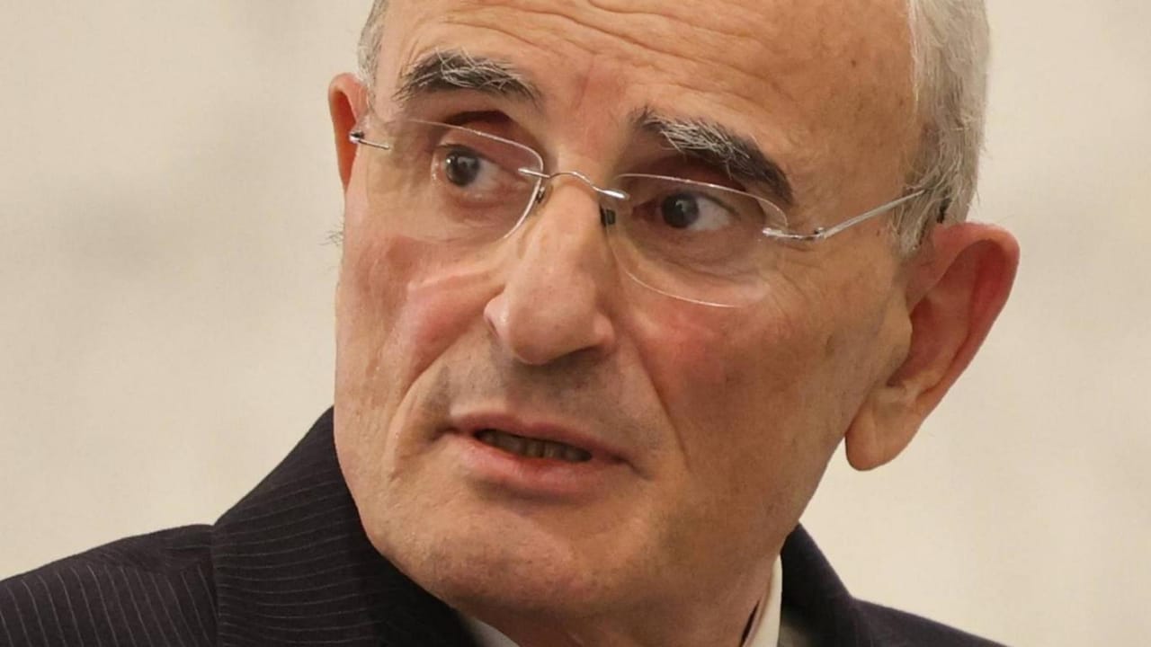 منسى بحث مع سفيري كندا وقطر في سبل دعم الجيش وتطوير قدراته