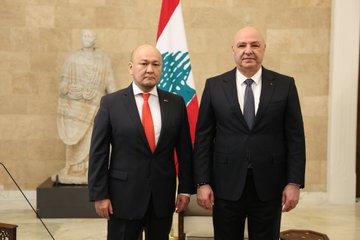 الرئيس عون تسلم اوراق اعتماد سفراء جدد