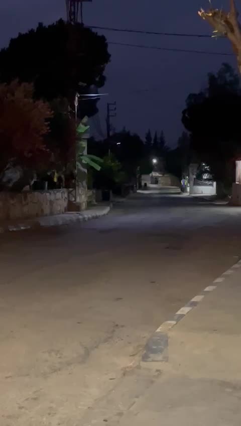 بالفيديو - غارتان على زوطر الشرقية … الاولى لم تنفجر والثانية عنيفة جدا