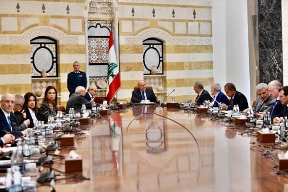 مجلس الوزراء ناقش التفاوض مع إسرائيل وخطة الجيش وقانون الانتخاب