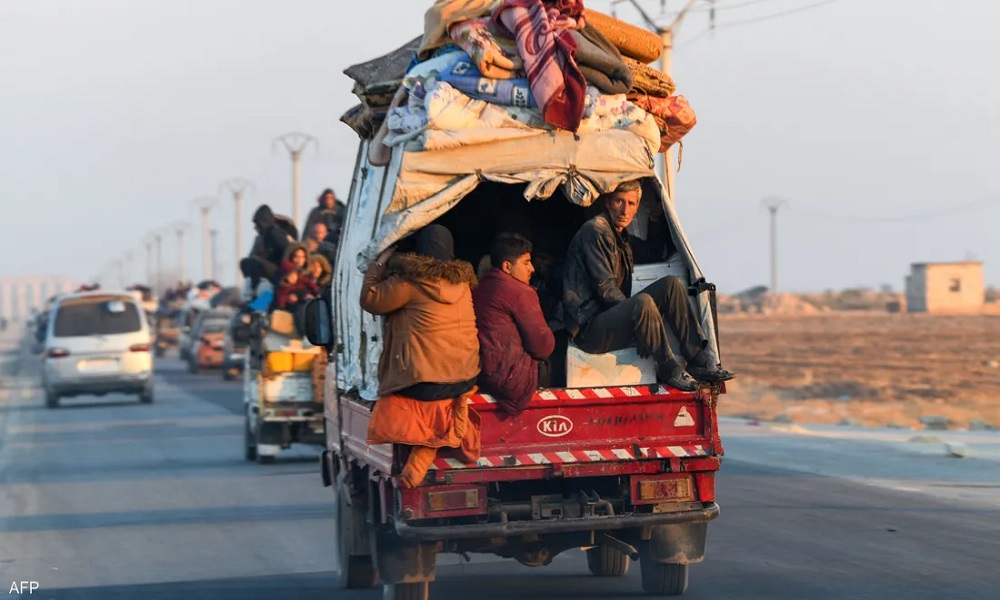 نحو 400 نازح يغادرون لبنان باتجاه سوريا