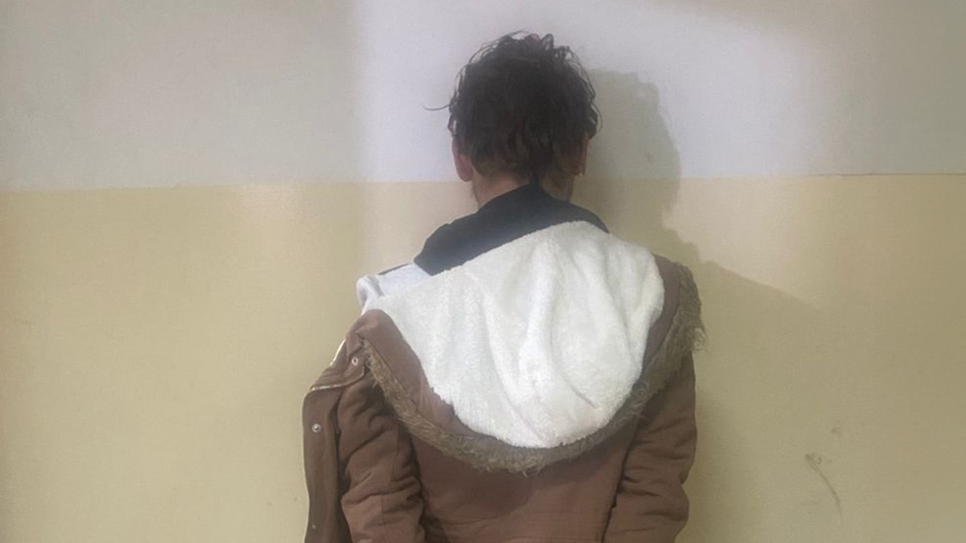 دوريّة من شعبة المعلومات توقف مشتبهًا به بالجرم المشهود، أثناء محاولته سرقة درّاجة آليّة في الزّلقا