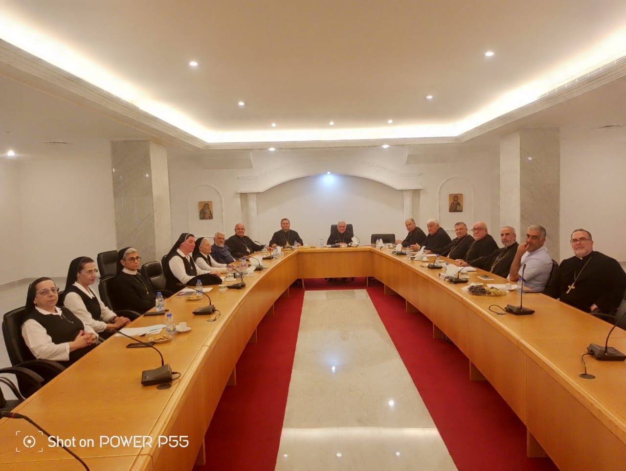 مطارنة الروم الكاثوليك : لمتابعة ملف انفجار المرفأ ودعوة لتسهيل عمل القضاء