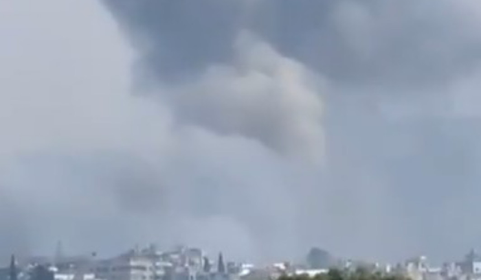 غارة على صور وبلدة شمع