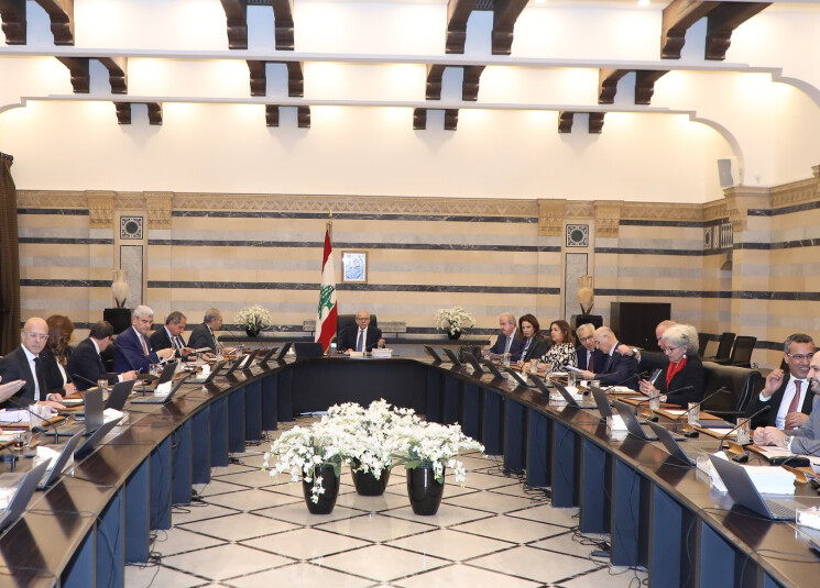 وفد سعودي في لبنان قريباً... وتشاورٌ إيجابي بين عون والحزب