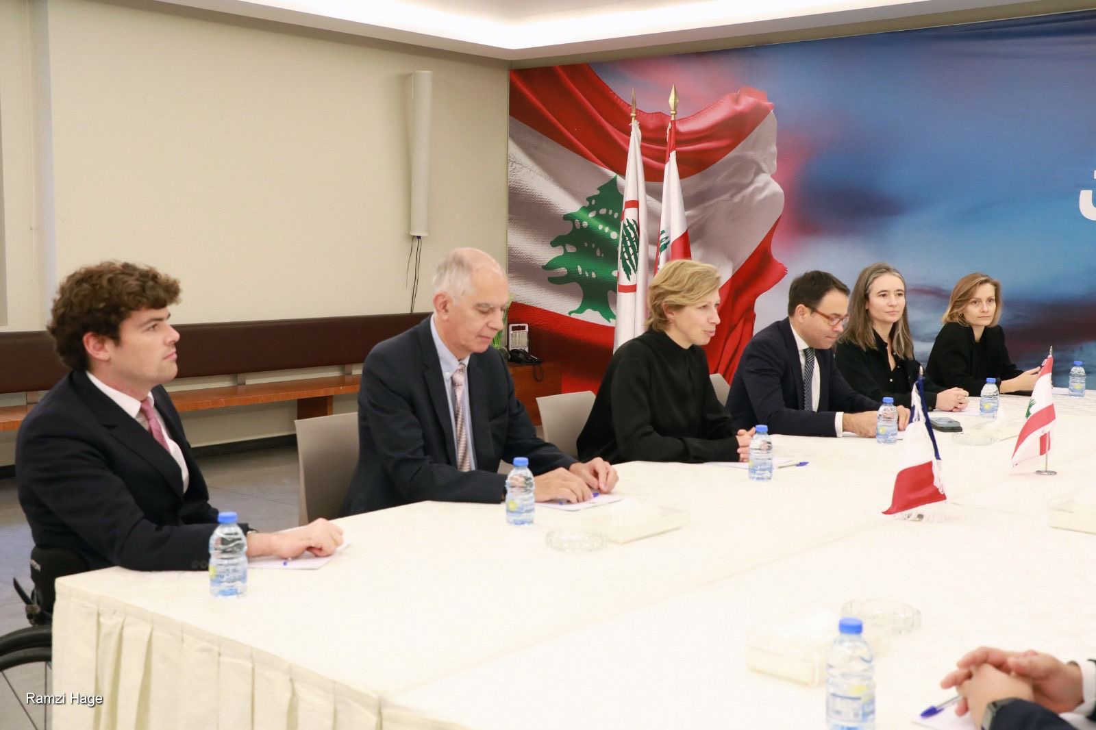 جعجع بعد لقائه مستشارة ماكرون: فرنسا تدفع لدعم الدولة والجيش اللبناني