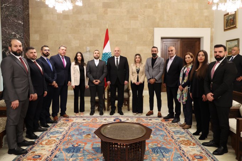 عون ينشد الاحتضان العربي من الباب السعودي<br />
فرنسا تعود وتجرّب المجرّب