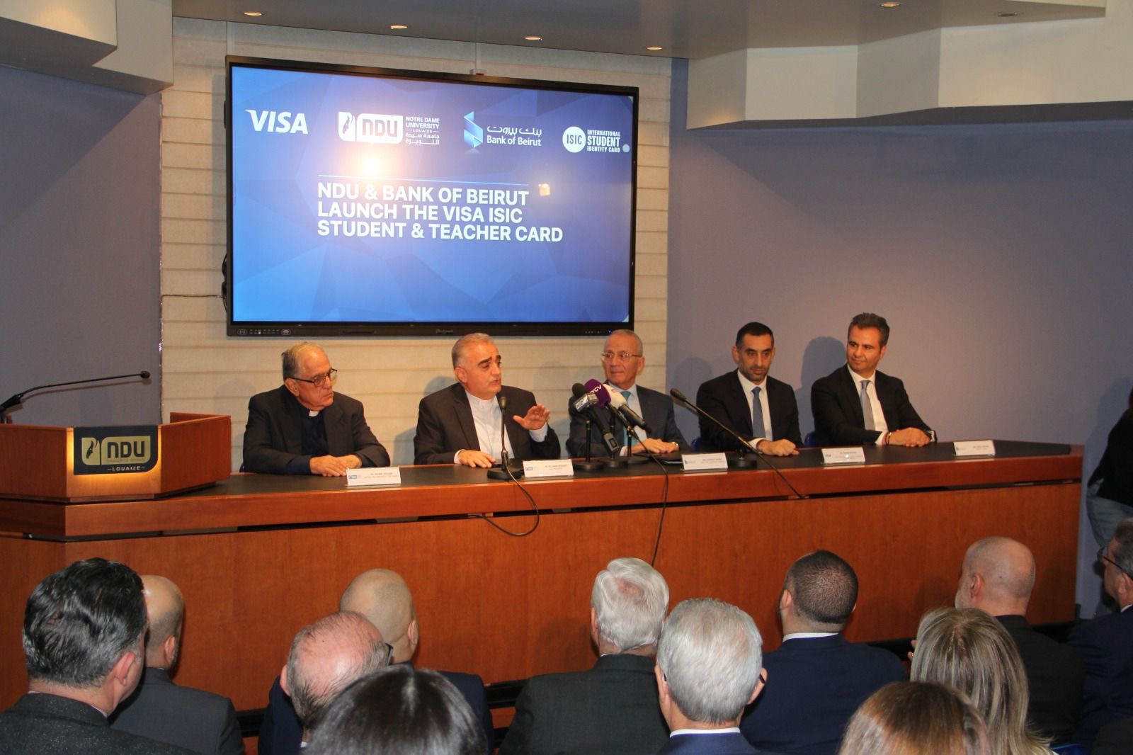 بنك بيروت وجامعة سيّدة اللويزة (NDU) يطلقان مبادرة طلّابية رقمية مبتكرة بالشراكة مع Visa وISIC