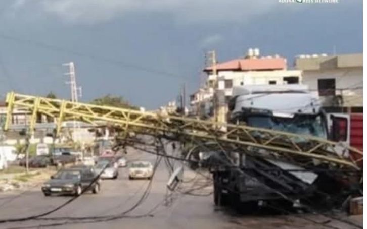 العاصفة تتسبب بأضرار  في طرابلس والميناء