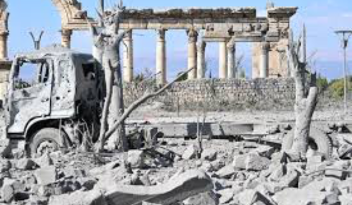 مواجهة بين جنود حفظ السلام وجيش العدوان عند الخط الأزرق<br />
تدمير المدن أولوية للاحتلال من صور إلى الضاحية.. والصواريخ النوعية تصيب تل أبيب وصفد وعكا