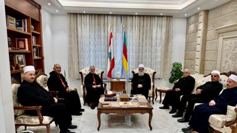 شيخ العقل اتصل بجنبلاط وأرسلان والتقى وفدًا كنسيًّا