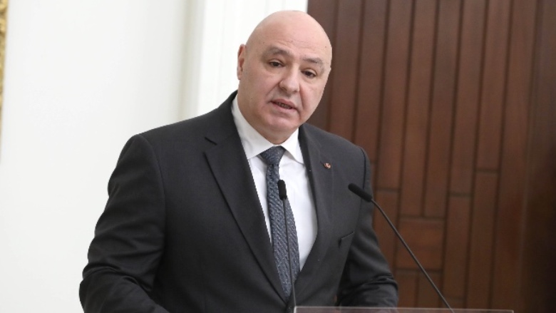 عون يعزي الجيش ويؤكد مواصلة مكافحة المخدرات والجريمة