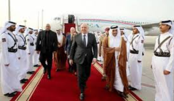 من الدوحة الى روما... الحرب والسلام على طاولة واحدة<br />
28 نيسان: اجتماع حاسم حول الأجور ونظام التقاعد<br />
تحقيق أردني يكشف تدريب خلية إرهابية في لبنان... وبيروت تتعاون<br />
زيارة عون لقطر: رسائل إصلاحية وطلب لتوسيع المساعدات