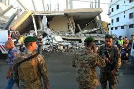 إسرائيل تصعّد كلامياً وتقصف منازل في الجنوب | ضغط أميركي على الجيش: الفتنة الآن!