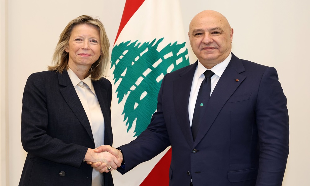 عون: ملتزمون تنفيذ قرار حصرية السلاح