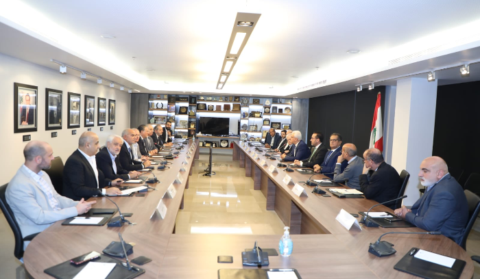 الهيئات الإقتصادية بحثت مع وزير الإتصالات تزويد لبنان بالأنترنت عبر الأقمار الإصطناعية