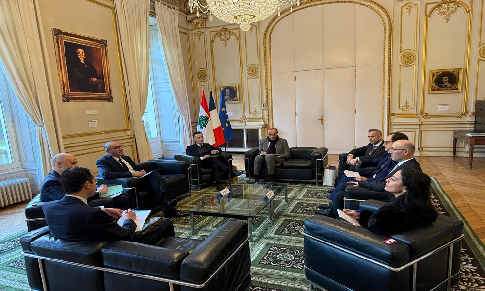 الحجار عرض مع نظيره الفرنسي لتعزيز التعاون الأمني