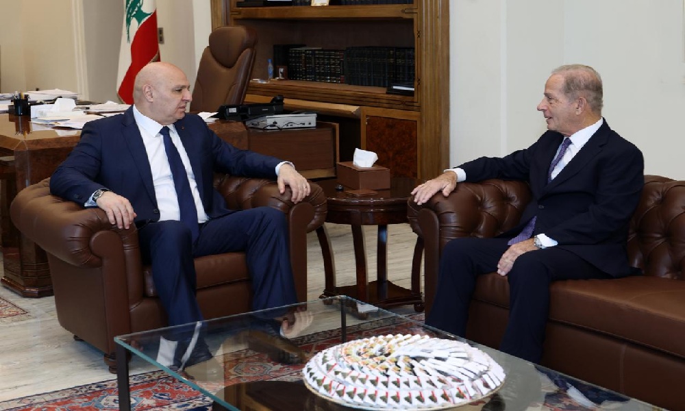 لقاء بين عون وعيسى في بعبدا