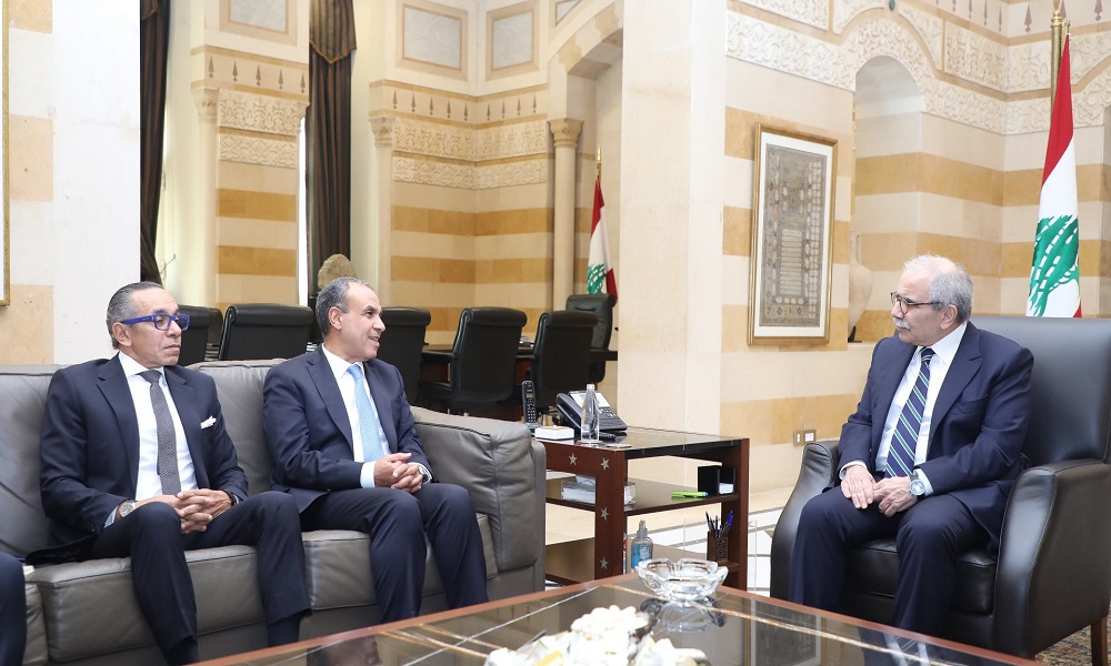 عبد العاطي يجدد تأييد القاهرة لقرار حصر السلاح