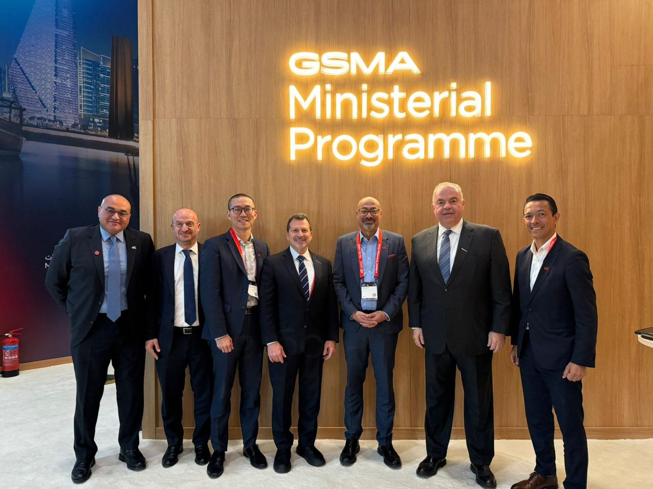 شحادة يقود دبلوماسية التكنولوجيا في قطر: لقاءات واتفاقات ورؤية رقمية للبنان