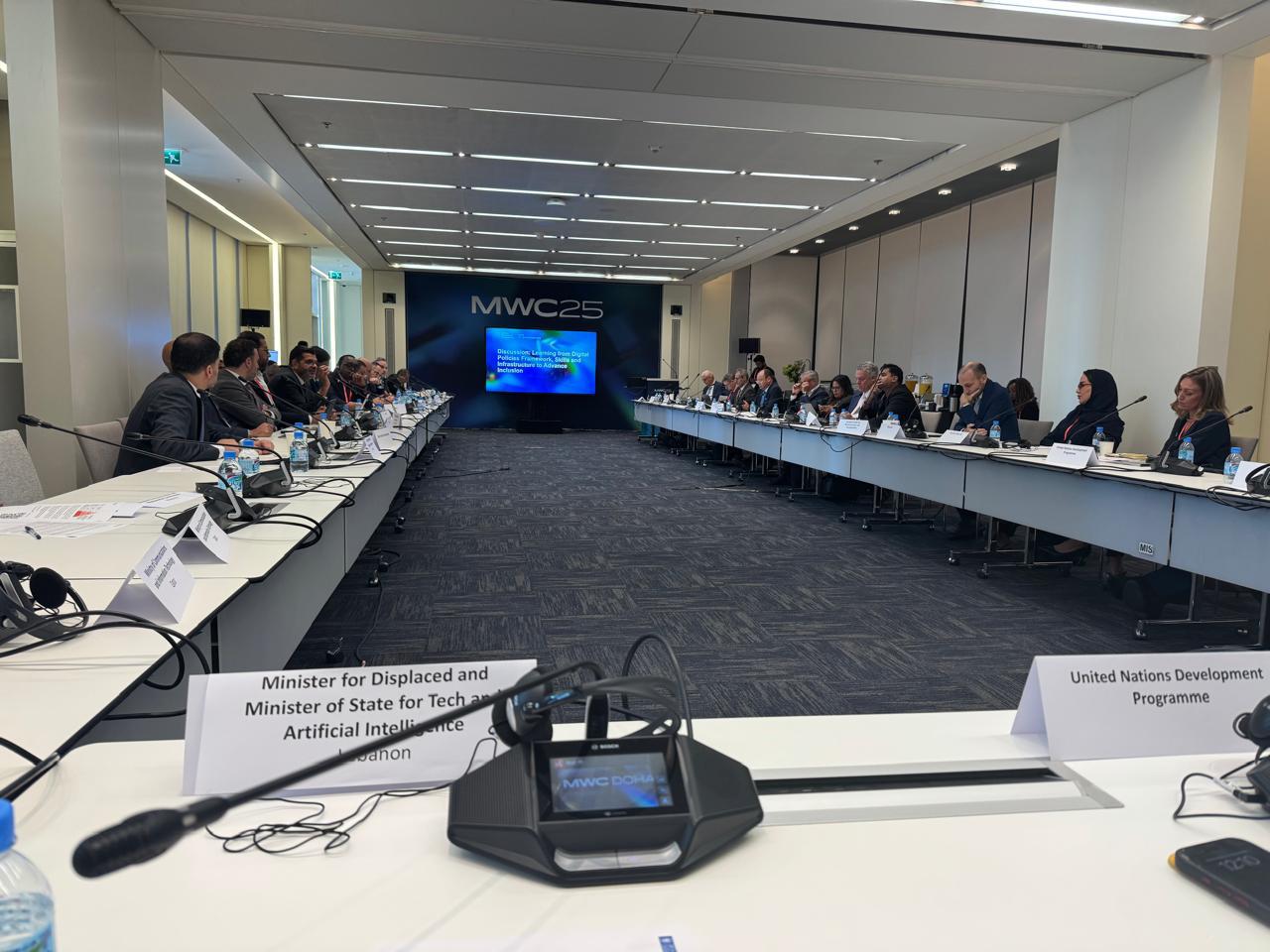 شحادة يقود دبلوماسية التكنولوجيا في قطر: لقاءات واتفاقات ورؤية رقمية للبنان