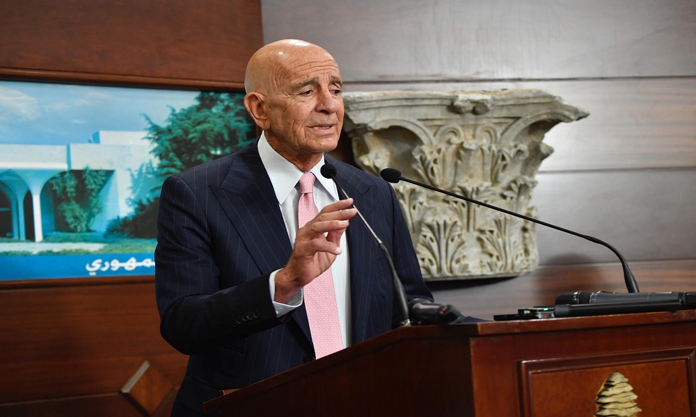 براك يشكّك بقدرة الجيش اللبناني على نزع سلاح الحزب