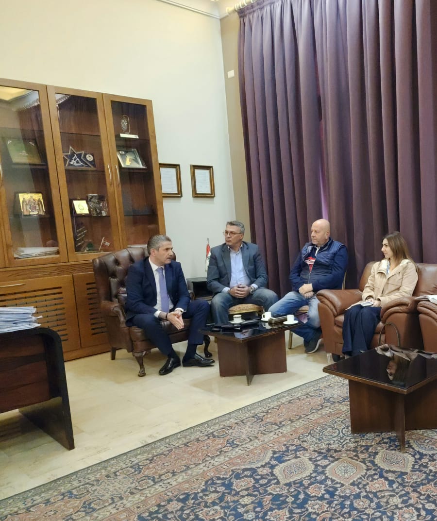 محافظ البقاع يعقد اجتماعًا تنسيقيًا مع المنظمات الدولية والجمعيات العاملة في نطاق المحافظة
