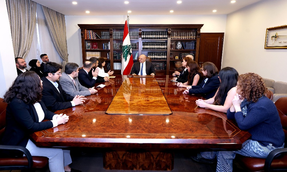 عون: الحرية الإعلامية مسؤولية وتحفظ الأمن القومي