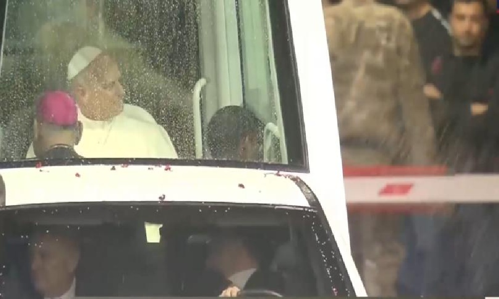 البابا لاوون 14 يعقد خلوة قصيرة مع  بري في بعبدا